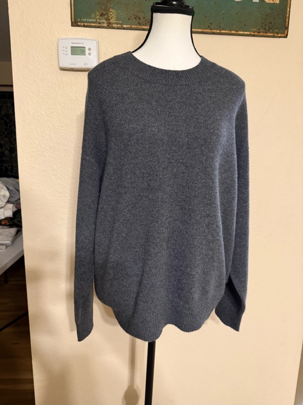Wilfred Aritzia Small Gray Pullover Crewneck Wool Cashmere Sweater